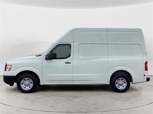 2013 Nissan NV Cargo NV2500 HD S V6