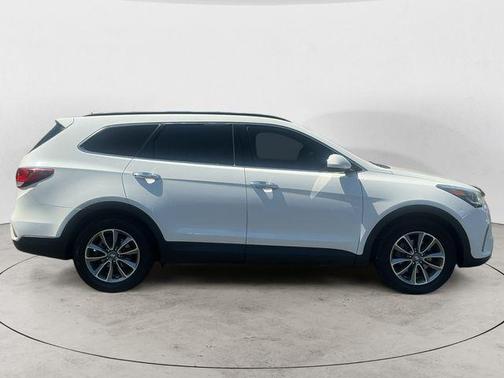 Monaco White 2017 Hyundai SANTA FE SE