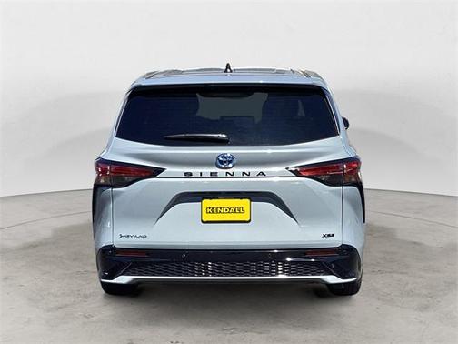 2025 Toyota Sienna XSE 7 Passenger