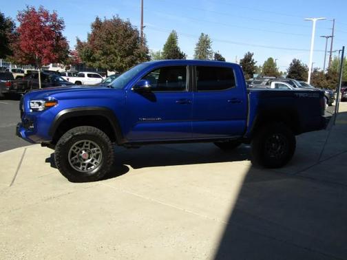 2022 Toyota Tacoma TRD Off Road