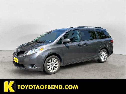 2015 Toyota Sienna SE