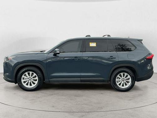 Cloud 2024 Toyota Grand Highlander Hybrid XLE
