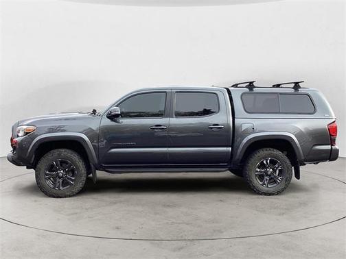 2018 Toyota Tacoma TRD Sport