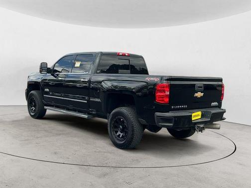 Black 2015 Chevrolet Silverado 2500 High Country