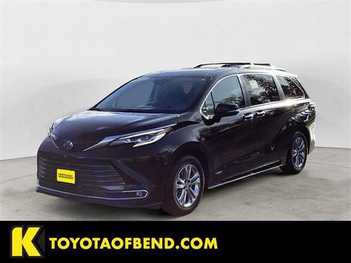 2021 Toyota Sienna Platinum 7 Passenger