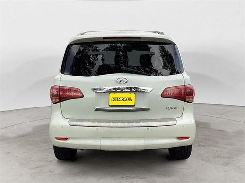 2016 INFINITI QX80 Base