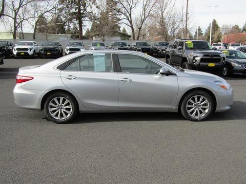 2017 Toyota Camry XLE