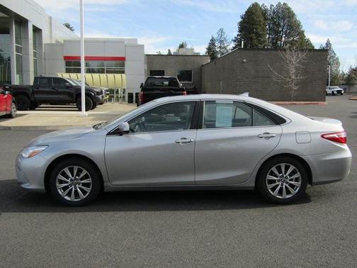 2017 Toyota Camry XLE