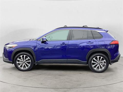 2022 Toyota Corolla Cross XLE
