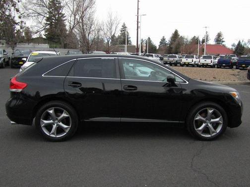 2011 Toyota Venza Base