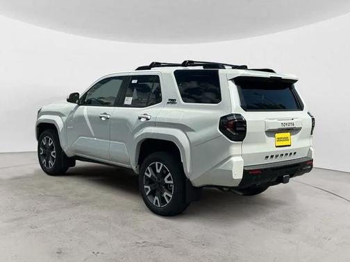 Wind Chill Pearl 2026 Toyota 4Runner TRD Sport
