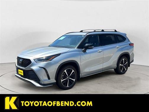 2022 Toyota Highlander XSE