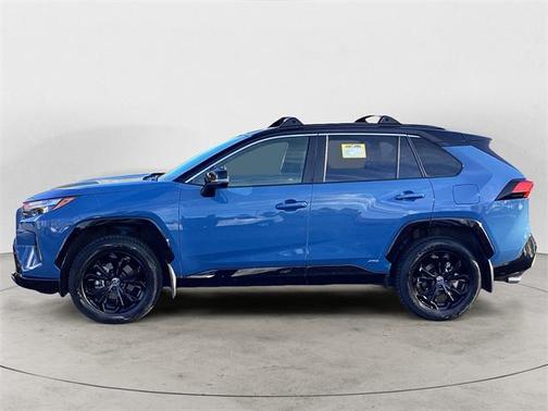 2022 Toyota RAV4 Hybrid SE