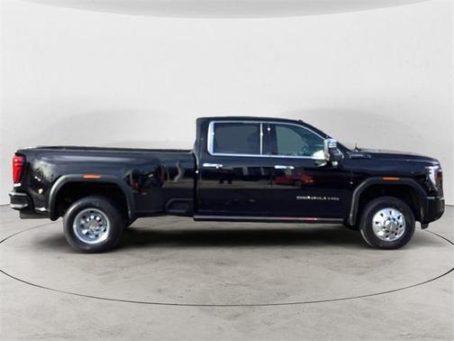 2024 GMC Sierra 3500 Denali
