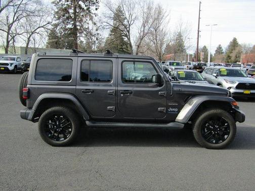 2022 Jeep Wrangler Unlimited 4xe Sahara