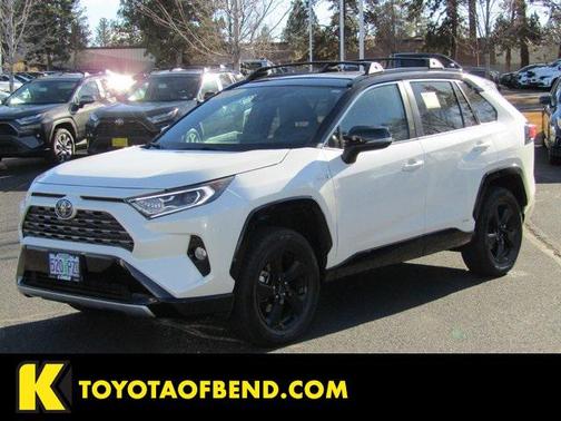 2021 Toyota RAV4 Hybrid SE