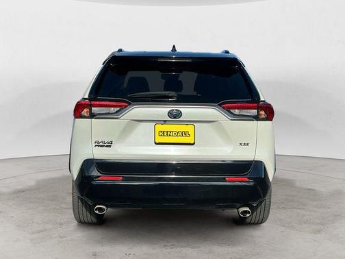 Blizzard Pearl/Midnight Black Metallic 2022 Toyota RAV4 Prime XSE