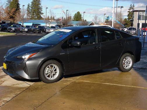 2017 Toyota Prius Four