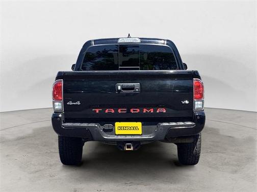 2017 Toyota Tacoma Limited