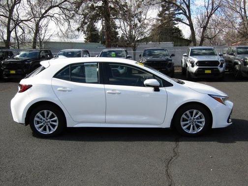 2025 Toyota Corolla SE