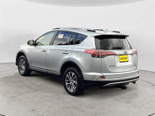 2016 Toyota RAV4 Hybrid XLE