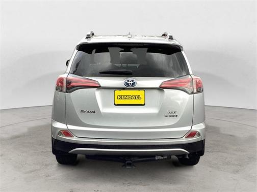2016 Toyota RAV4 Hybrid XLE