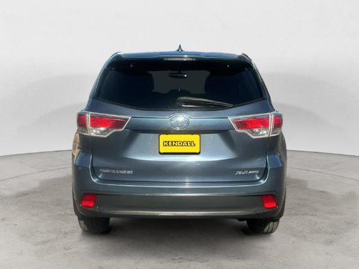 Shoreline Mist 2015 Toyota Highlander XLE