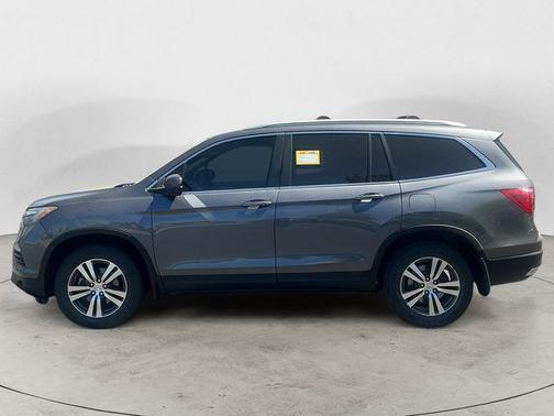 Modern Steel Metallic 2016 Honda Pilot EX-L
