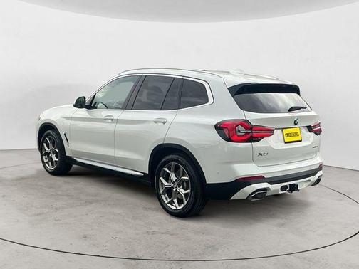 Mineral White Metallic 2023 BMW X3 xDrive30i
