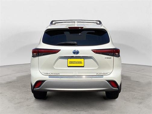 2020 Toyota Highlander Hybrid Platinum