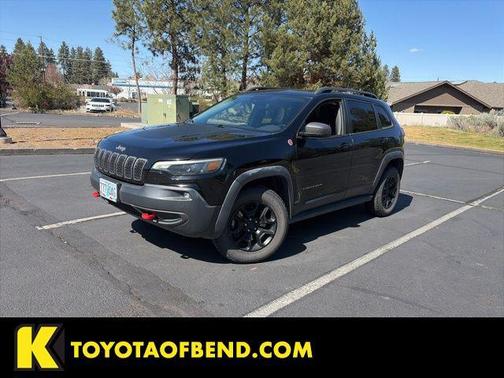 Diamond Black Crystal Pearlcoat 2019 Jeep Cherokee Trailhawk Elite