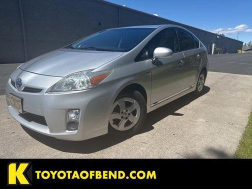 Classic Silver 2010 Toyota Prius III