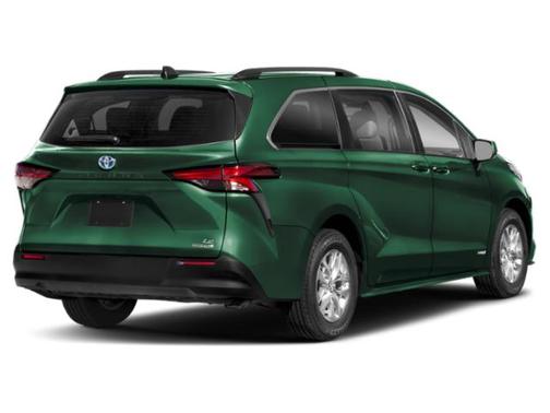 2022 Toyota Sienna LE