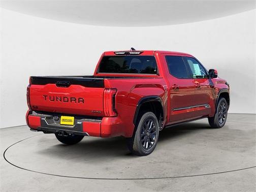 2025 Toyota Tundra Hybrid Platinum