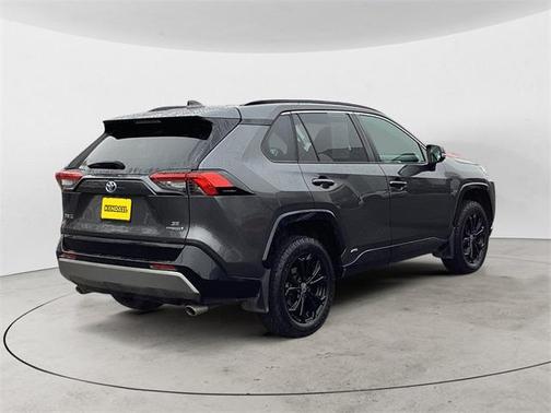 2022 Toyota RAV4 Hybrid SE