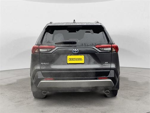 2022 Toyota RAV4 Hybrid SE