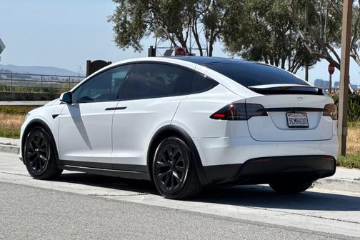 2022 Tesla Model X Base