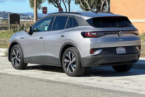 2024 Volkswagen ID.4 Pro