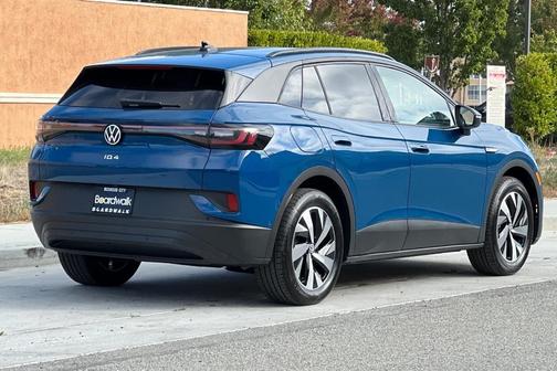 2025 Volkswagen ID.4 Pro