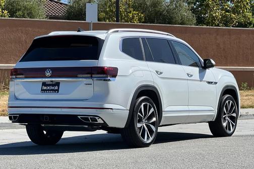 2025 Volkswagen Atlas 2.0T SEL Premium R-Line