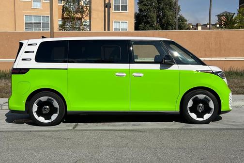 2025 Volkswagen ID. Buzz Pro S