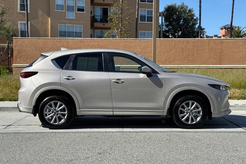 2024 Mazda CX-5 2.5 S Preferred Package