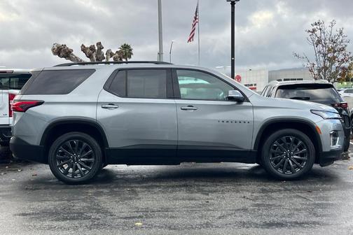 2023 Chevrolet Traverse RS