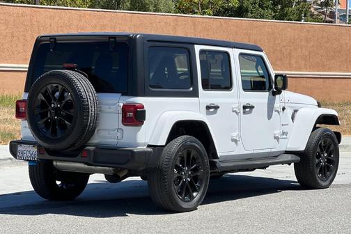 2022 Jeep Wrangler Unlimited 4xe Sahara