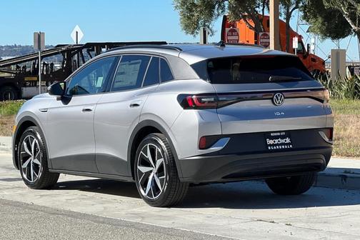 2025 Volkswagen ID.4 Pro