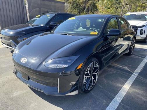 2025 Hyundai IONIQ 6 SEL