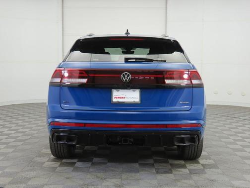 2026 Volkswagen Atlas Cross Sport 2.0T SEL