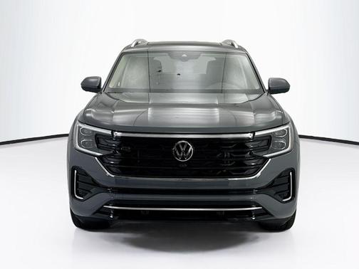 Pure Gray 2026 Volkswagen Atlas 2.0T SEL Premium R-Line 4MOTION