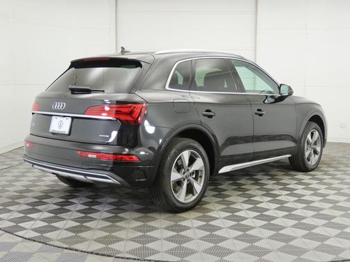 2023 Audi Q5 40 Premium