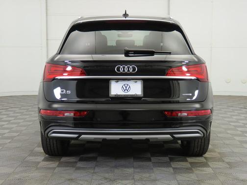 2023 Audi Q5 40 Premium